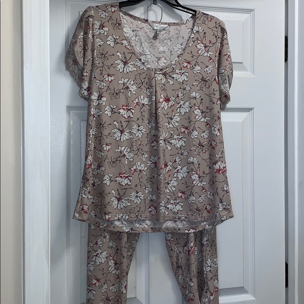 Marilyn Monroe XL Soft and Slinky Pajama set